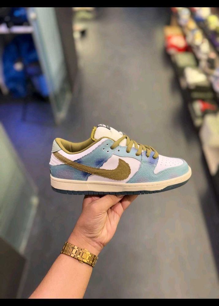 Nike