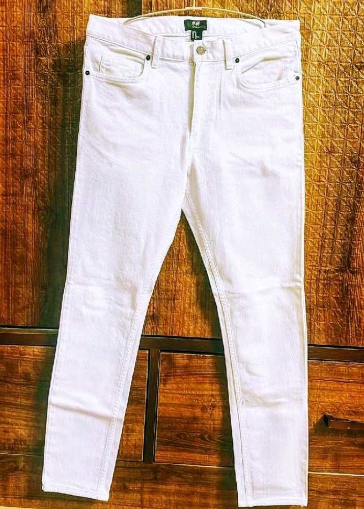 Girls White Jeans size 28