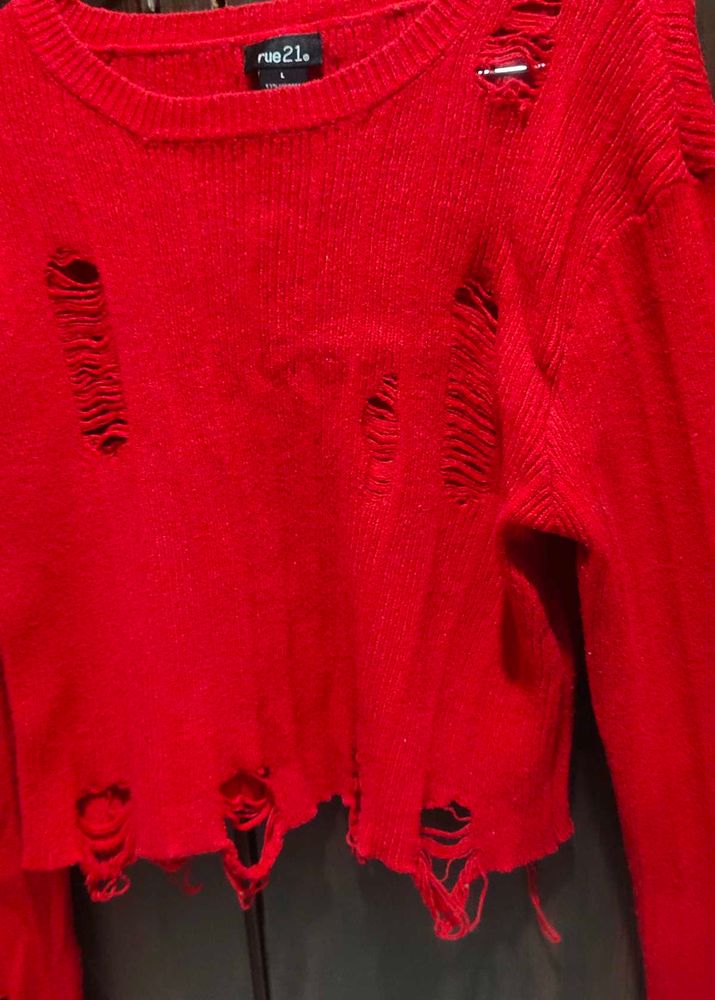 ✨ Rue21 Red Soft Sweater Crop Top❣️