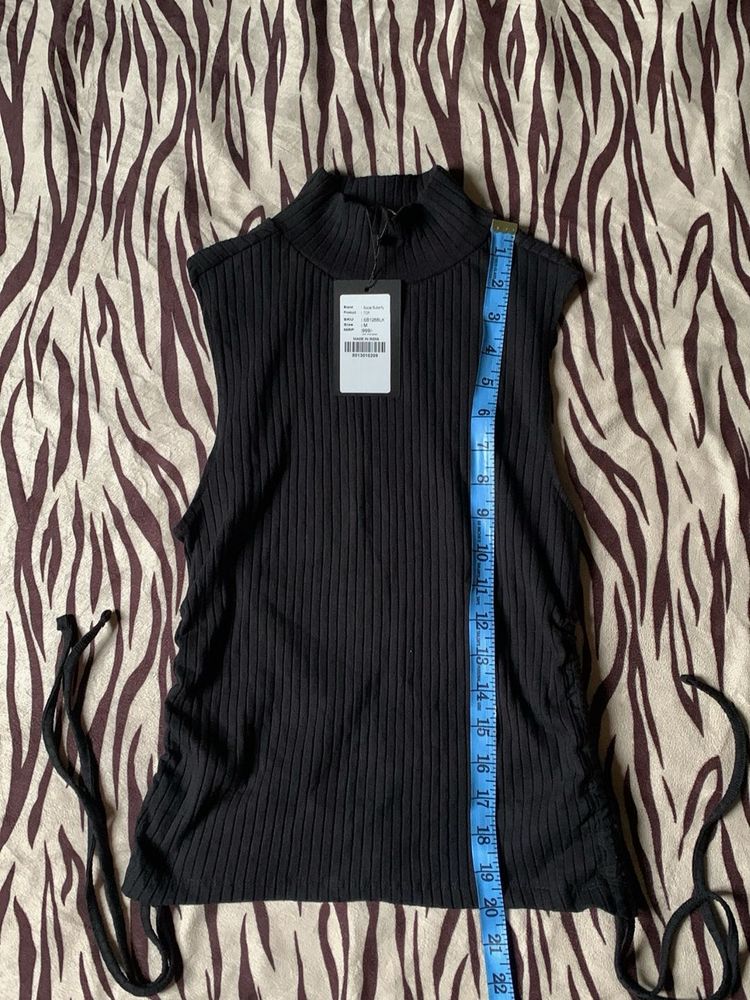 Sleeveless Ribbed Mock Neck Top