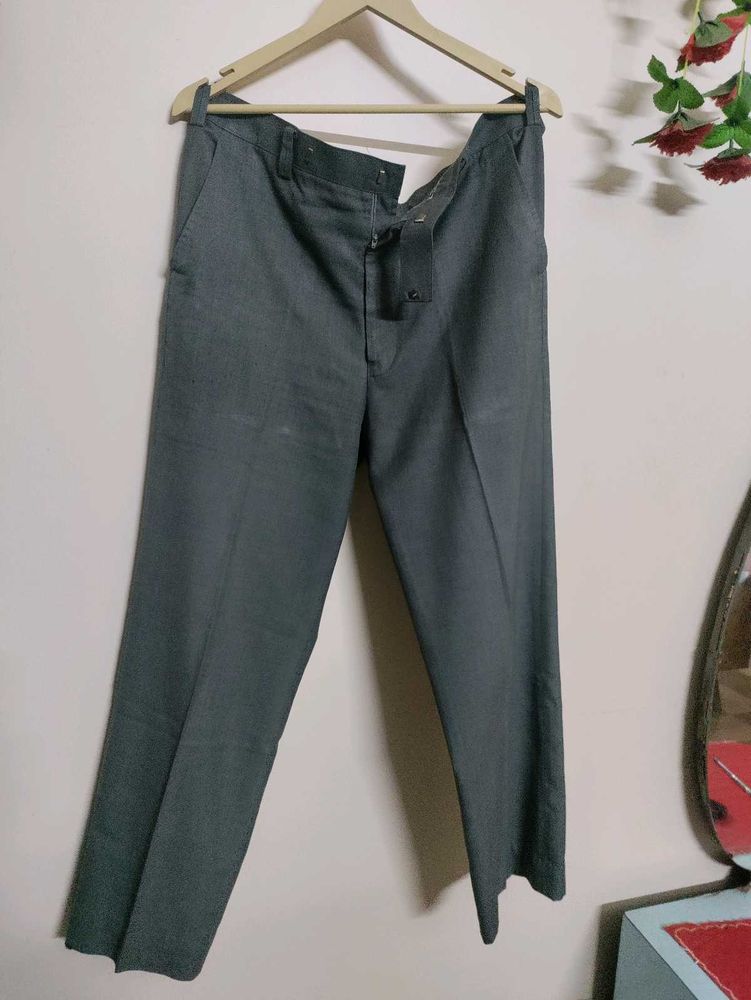 Men&#39;s Grey Formal Pant