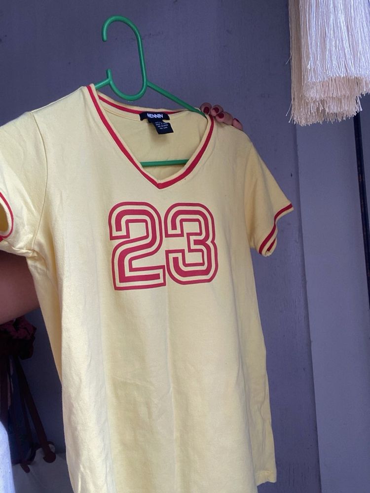 Best Fitted T-shirt It’s Butter 🧈 Yellow