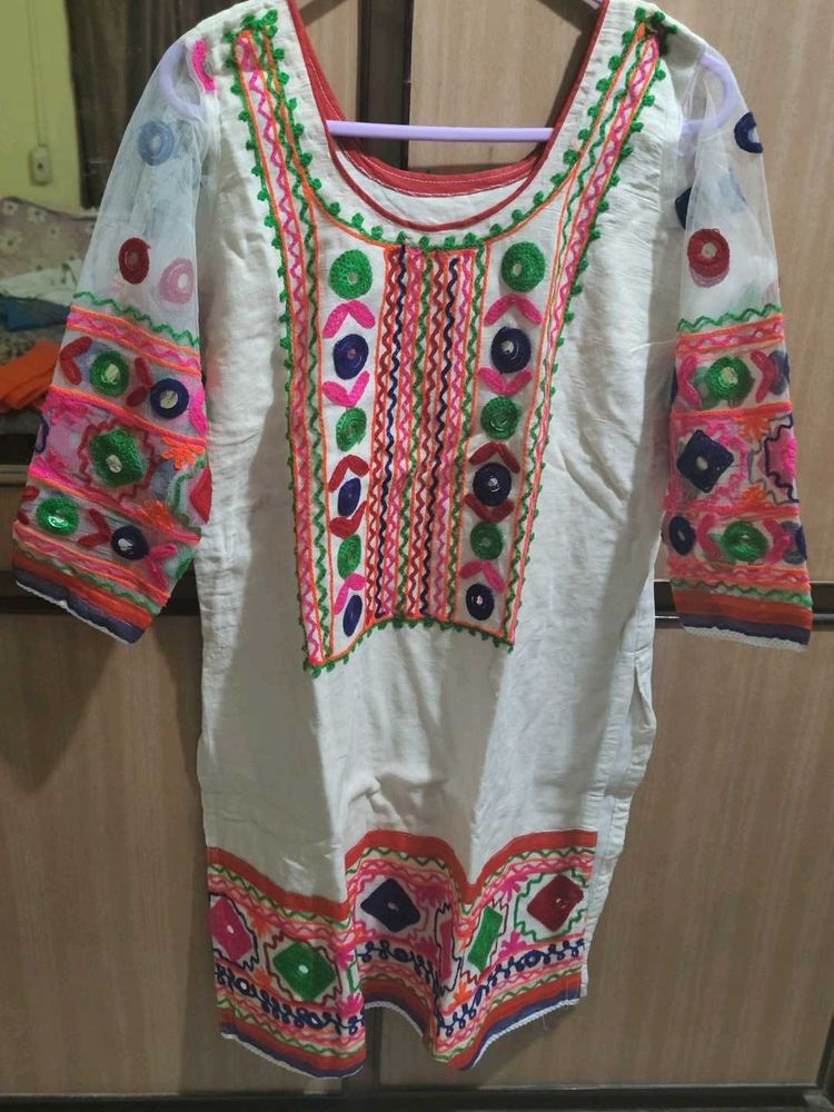 Thread work kurta suit set