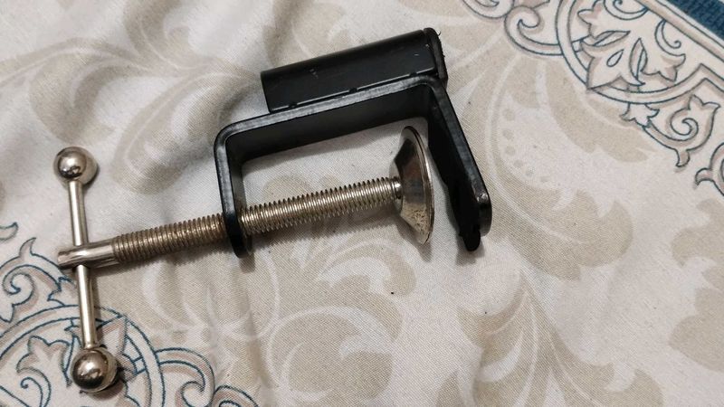 Adjustable Clamp