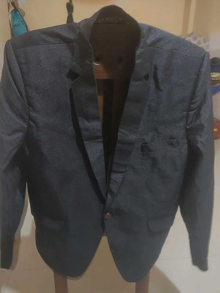 3 piece court with shirt