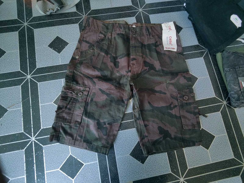 HALF PANT