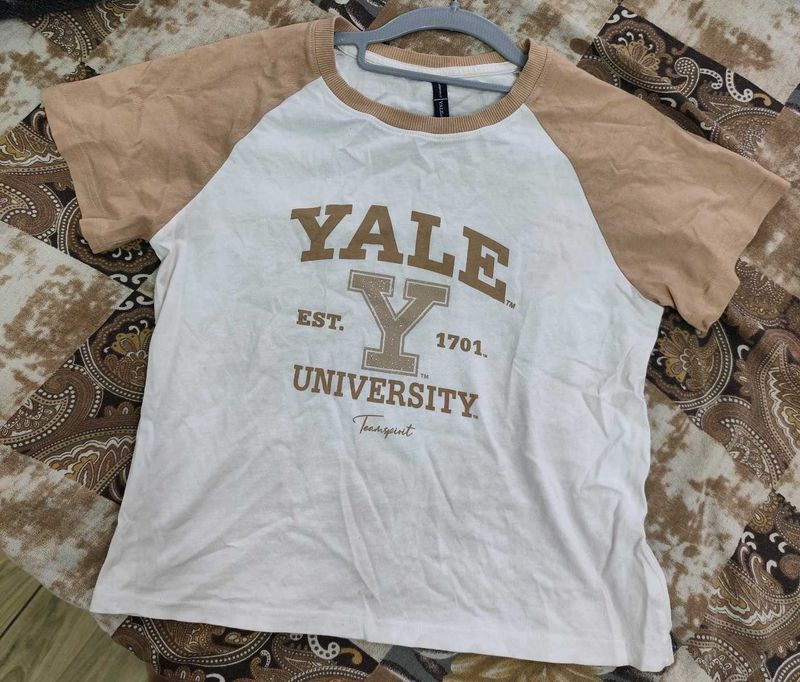 Yale University Tee