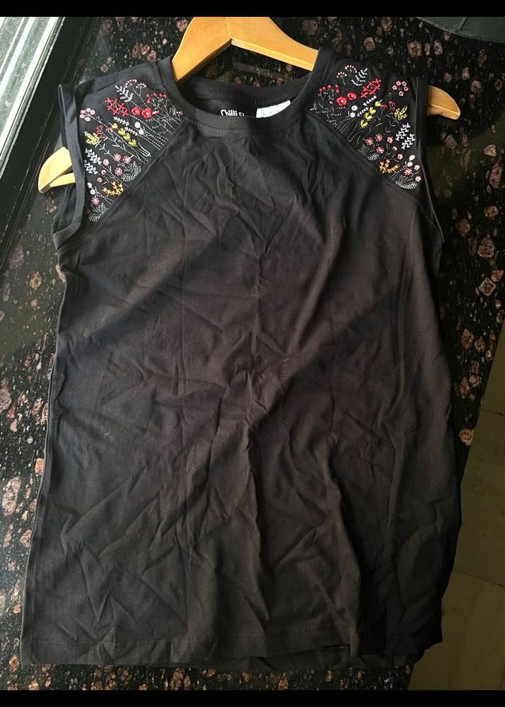 Black casual top