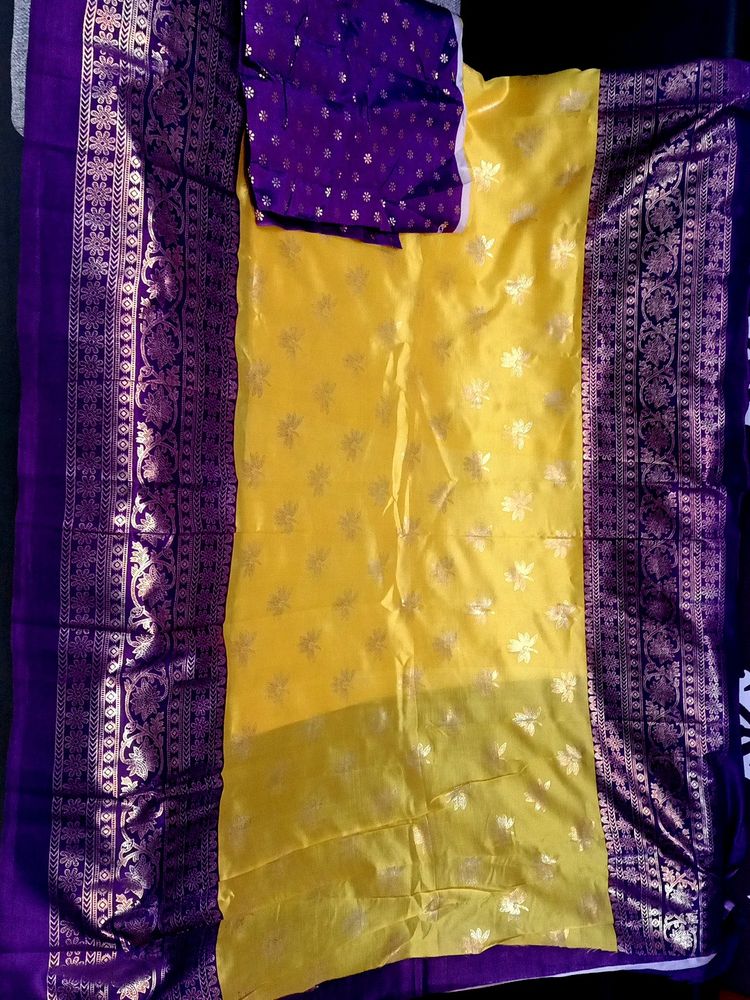 Urbasi  Deginer Silk Saree With Blouse Piece