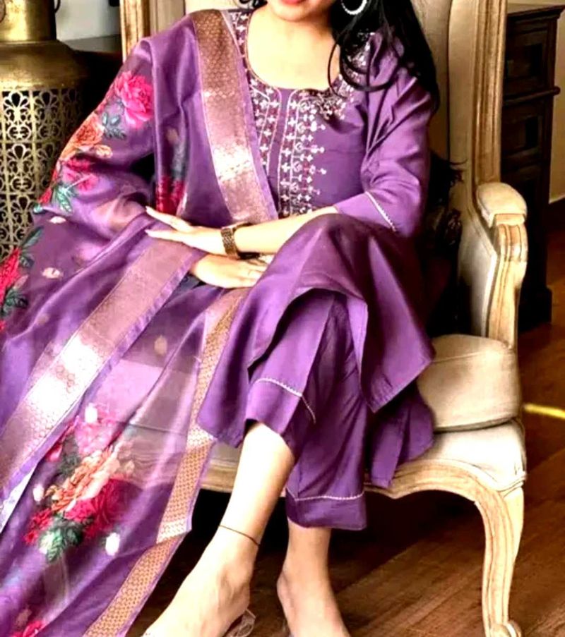 New Kurta With Bottom And Dupatta Set