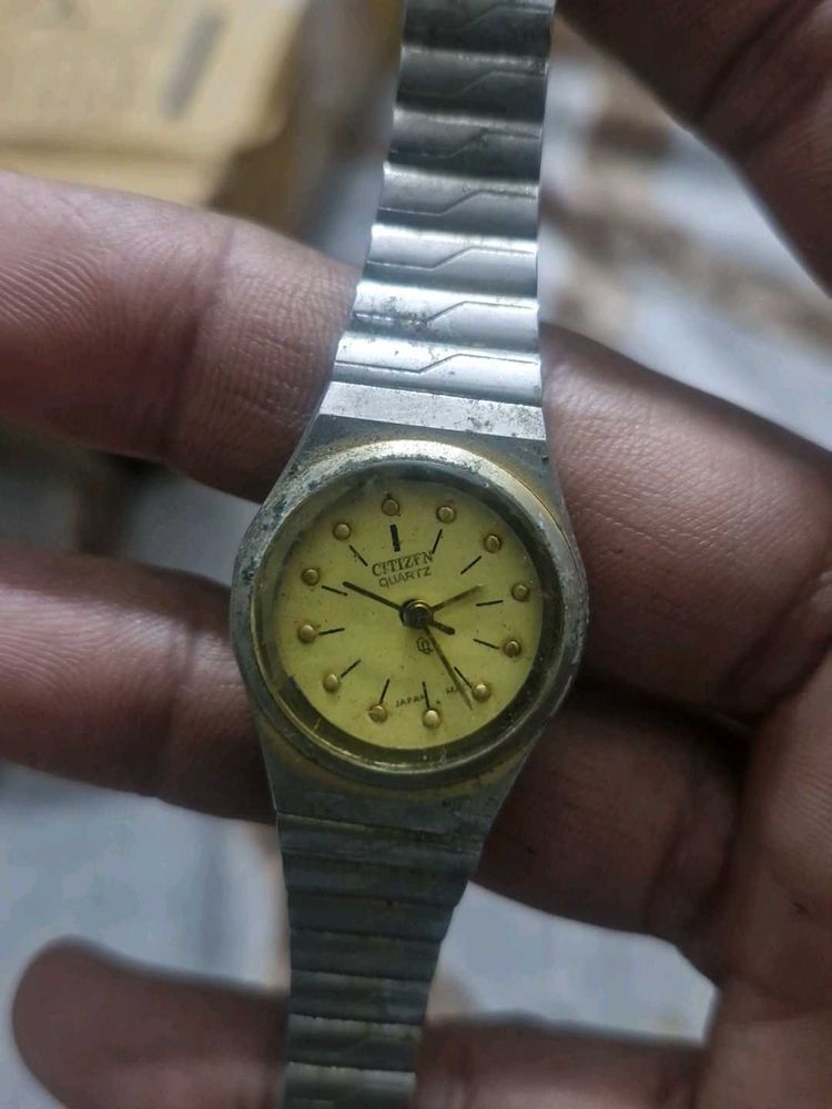 not working  Citizen Quartz Ladies Watch
