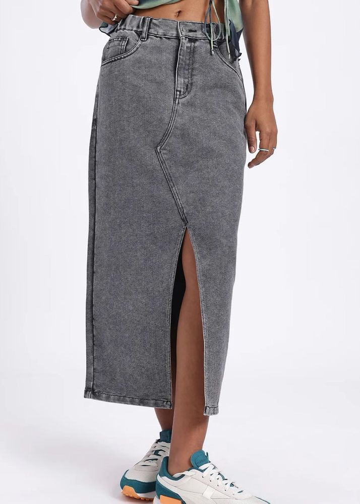 Gray Denim Slit Skirt