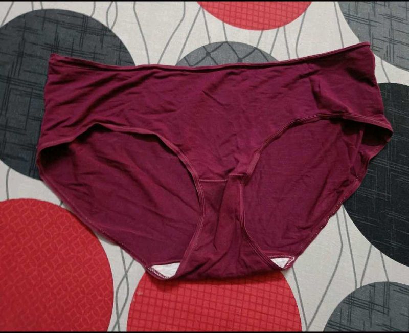 Maroon Colour Pre Loved Penty Used ,