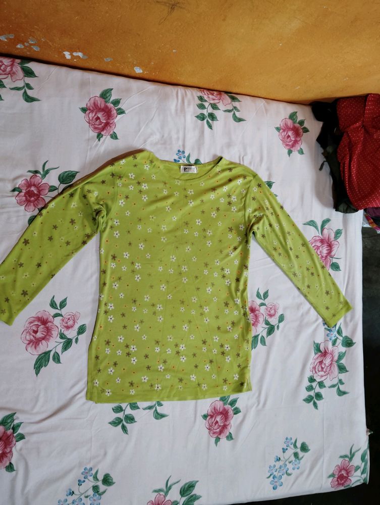 Parrot Green Kuthie