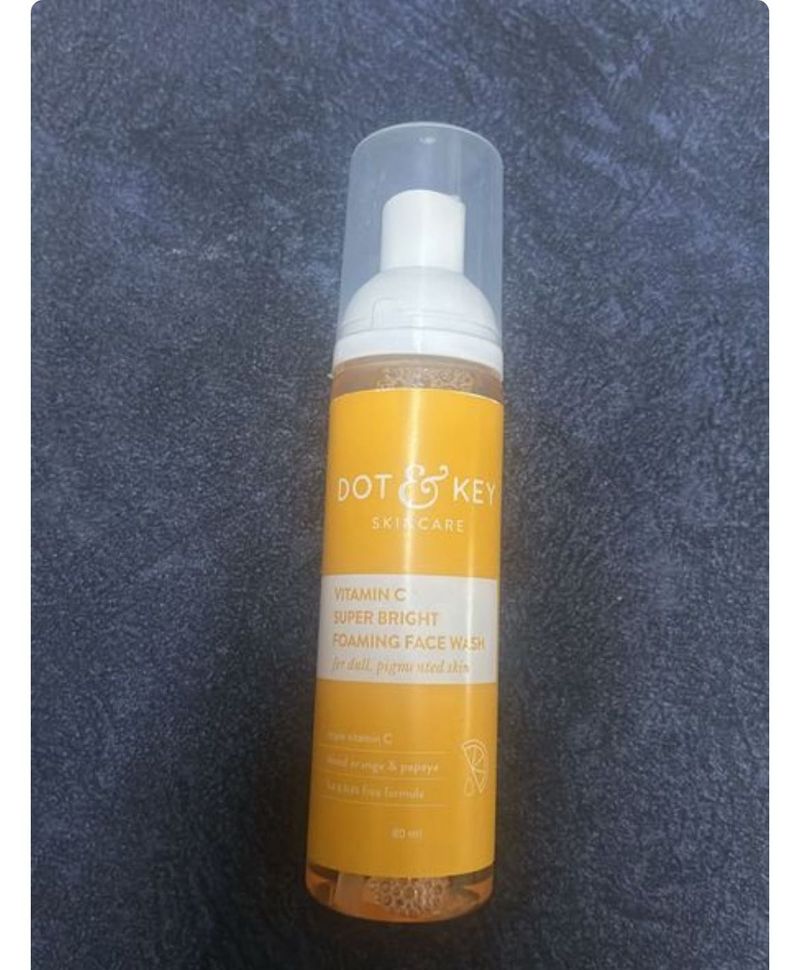 Vitamin C Foaming Facewash