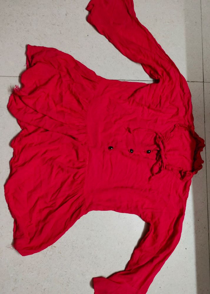 Full Sleeve Top With Bell Sleeves In Magenta Color