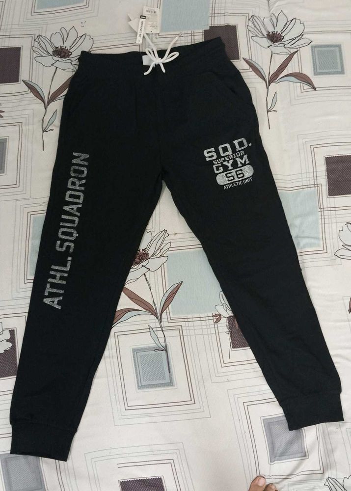 New Black Jogger For Men Size(L)