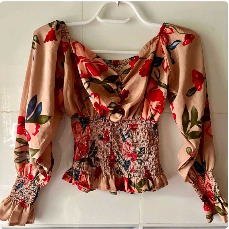 Puff Sleeve Crop Top