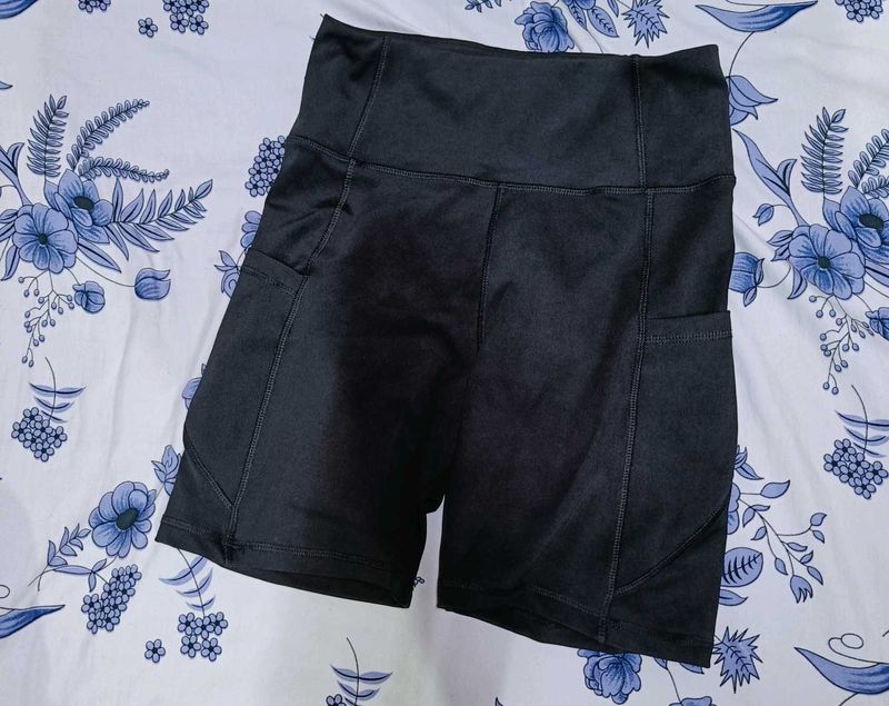 Black Pocket Biker Shorts
