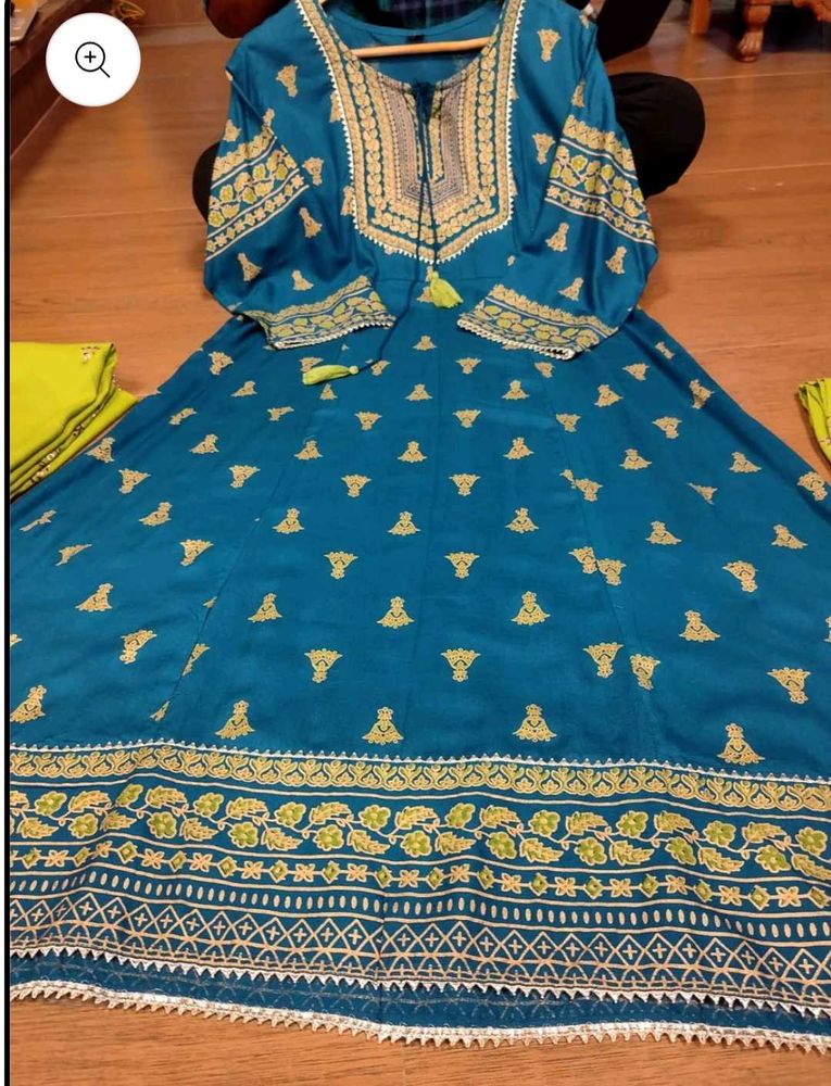 Teal Embroidered Ethnic Kurta