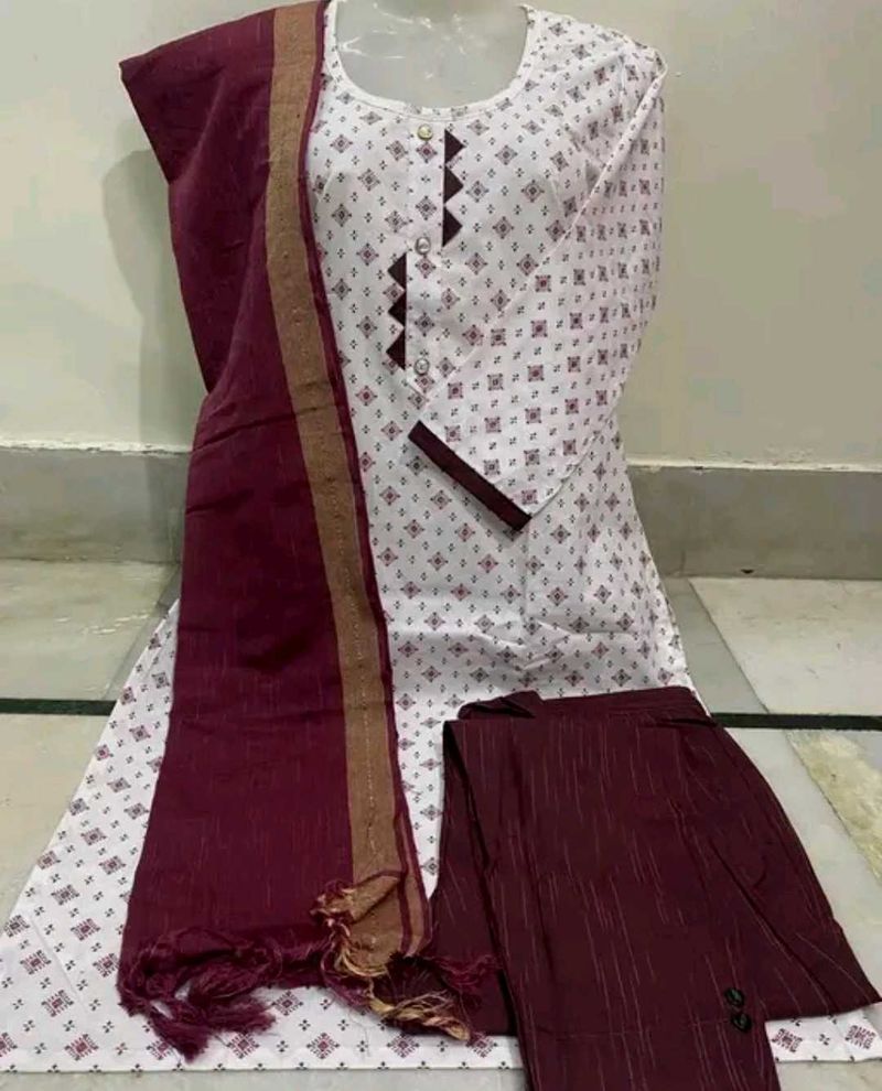 Maroon &amp; White Printed Kurta Set