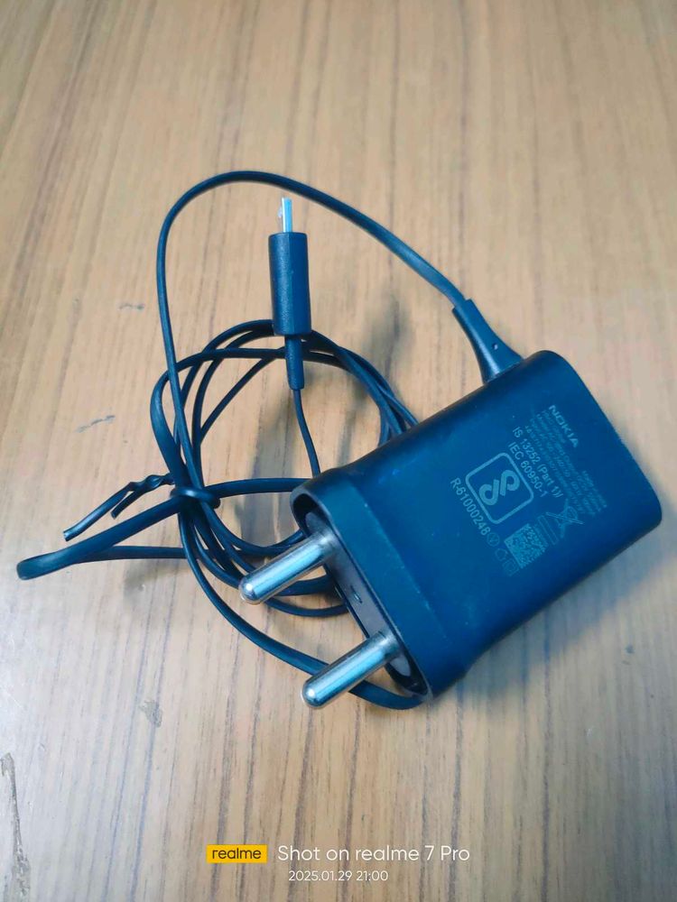 NOKIA MICRO USB CHARGER