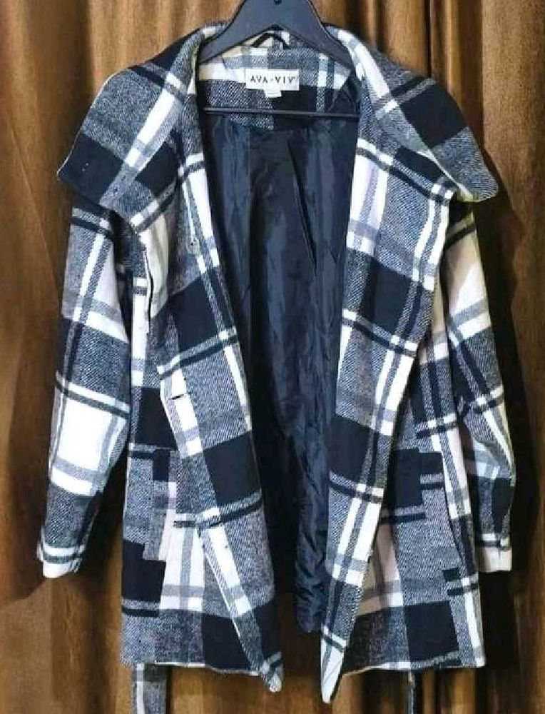 Coat with 2 Side Pockets n belt Size 42 inches