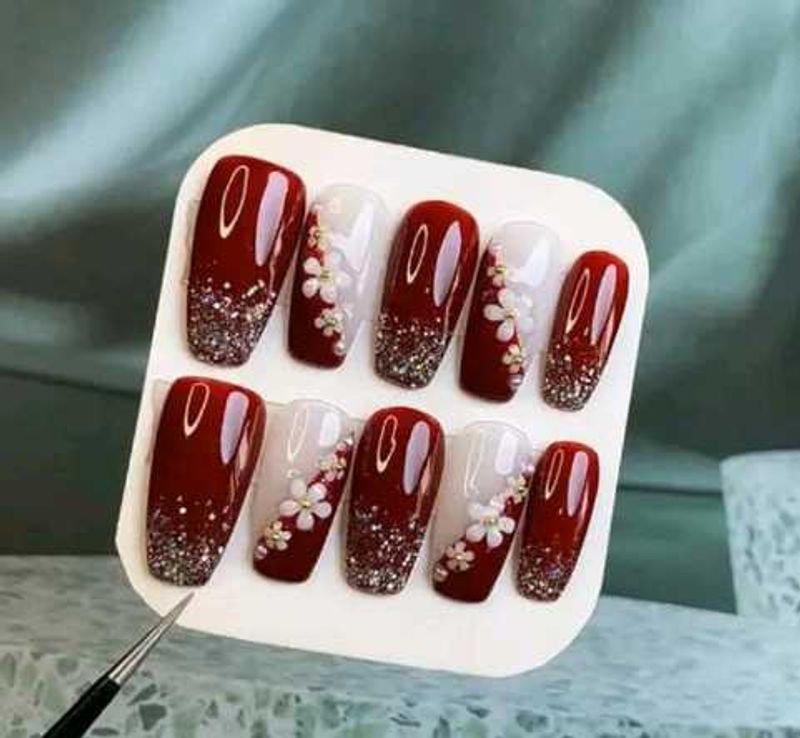 Red &amp; White Flower Press-On Nails