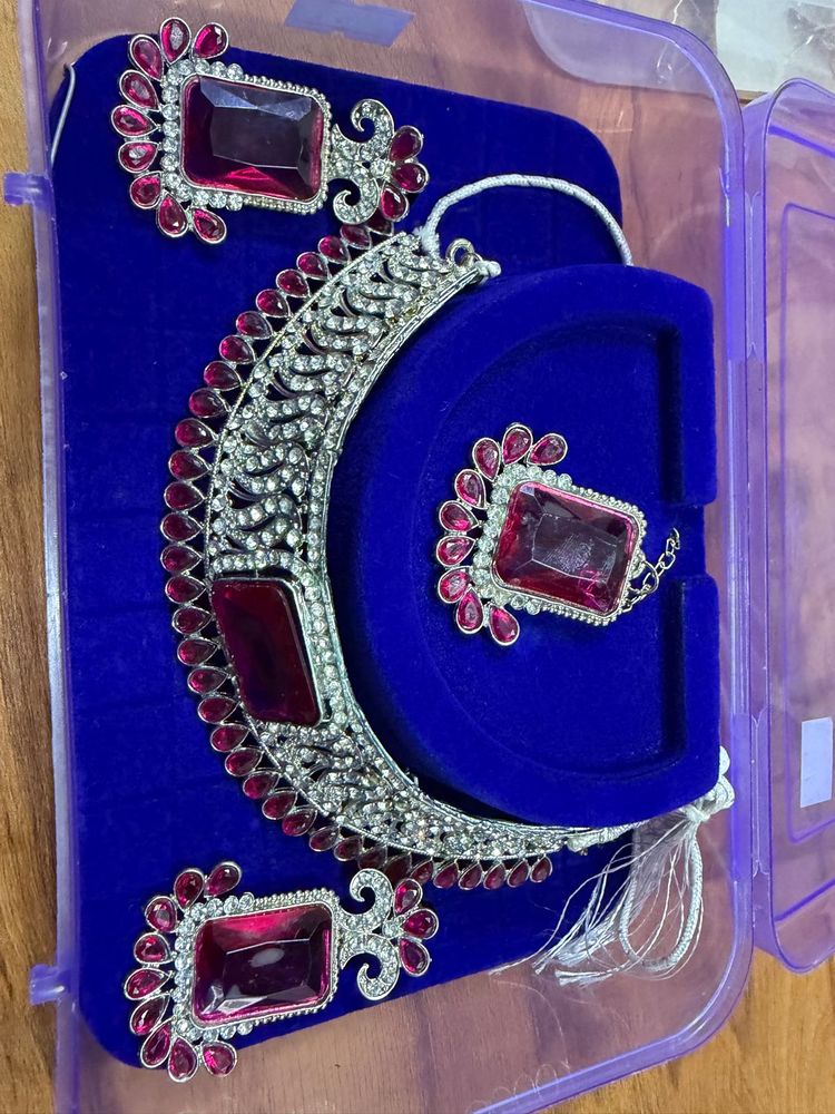 Elegant heavy Stone Jewelry Set
