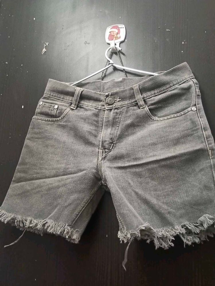 A Grey Colour Casual Shorts.