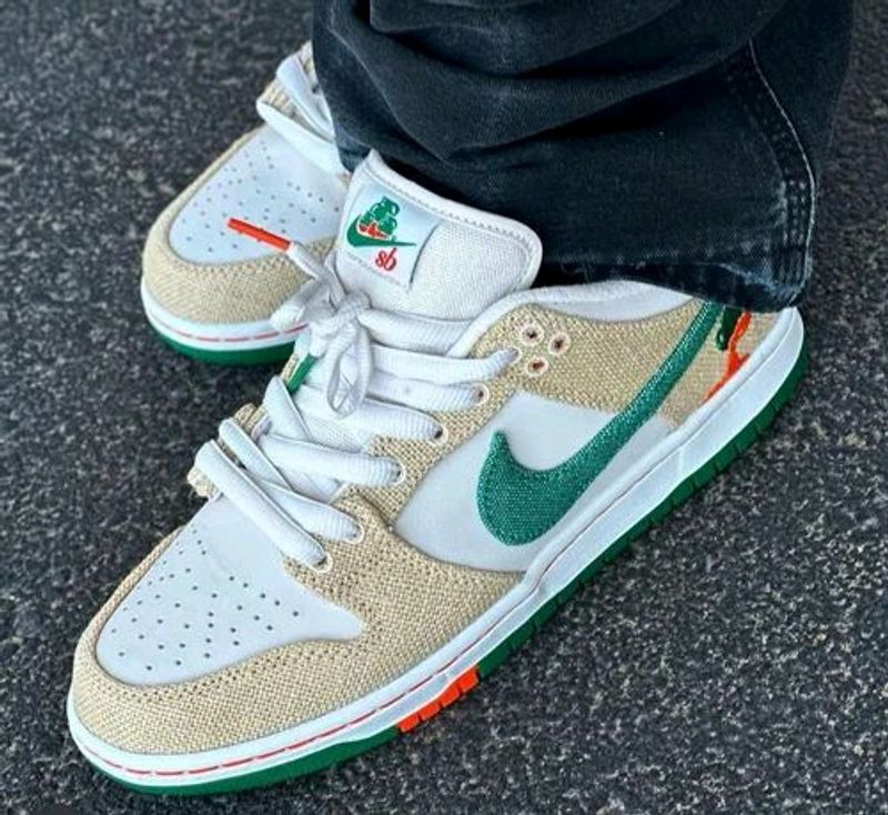 NIKE SB DUNK LOW JARRITOS