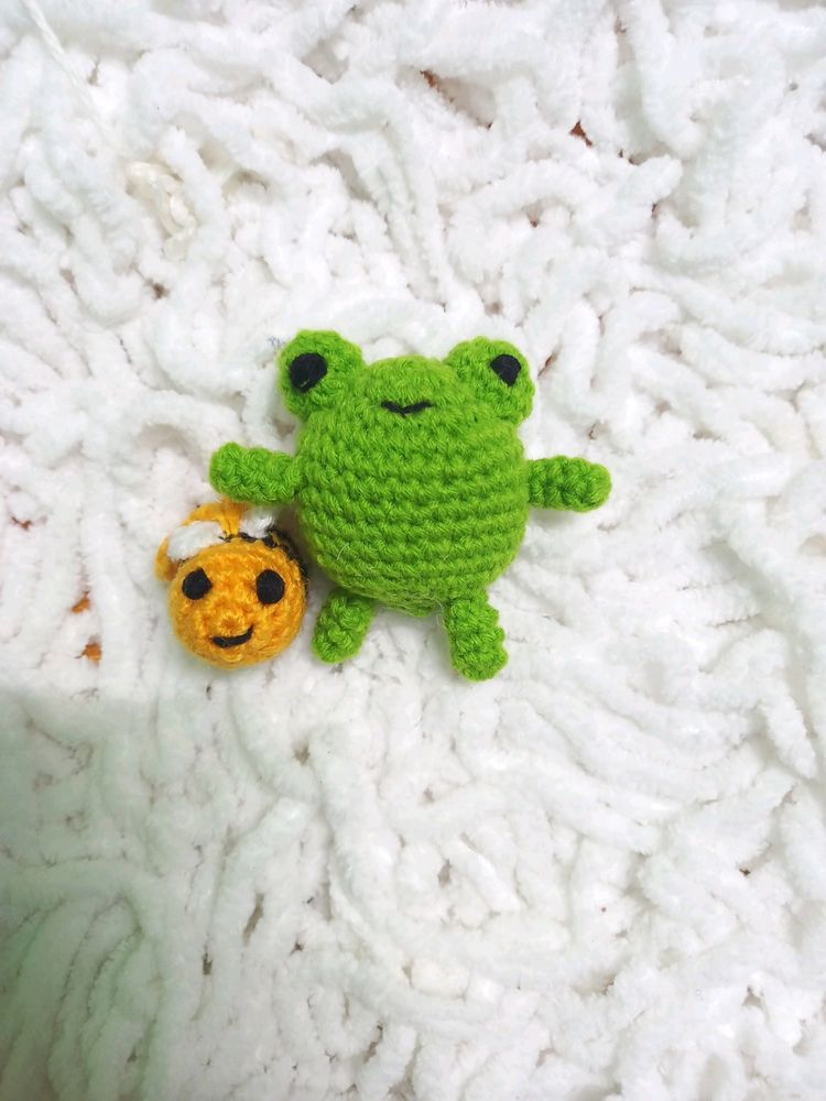 Crochet Frog And Bee Combo 🐝