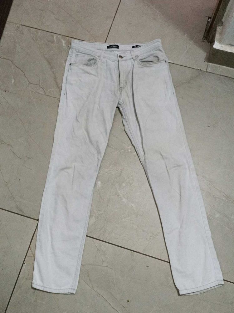 Stylish Light Wash Jeans