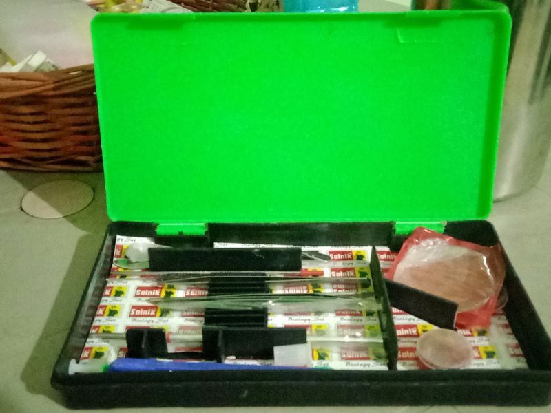 Desection Box