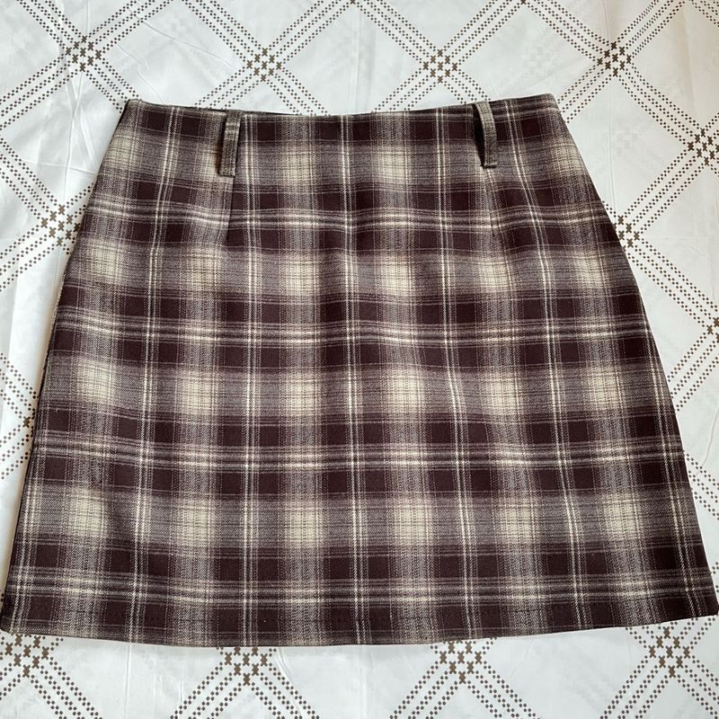 brown short skirt