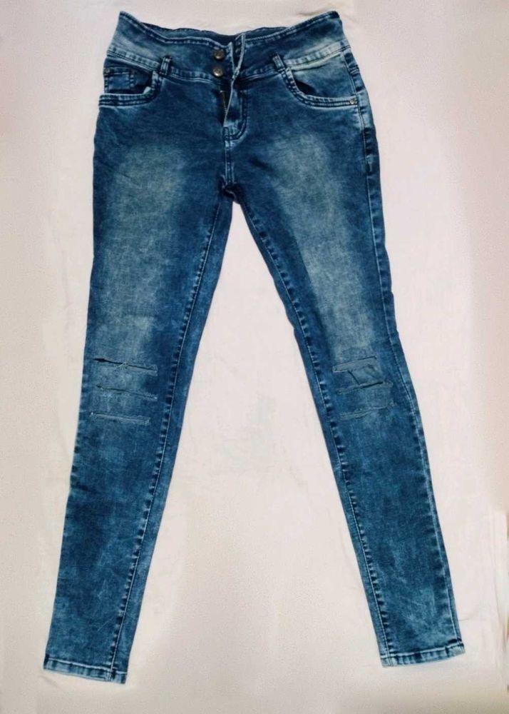 Stylish Distressed Skinny Jeans