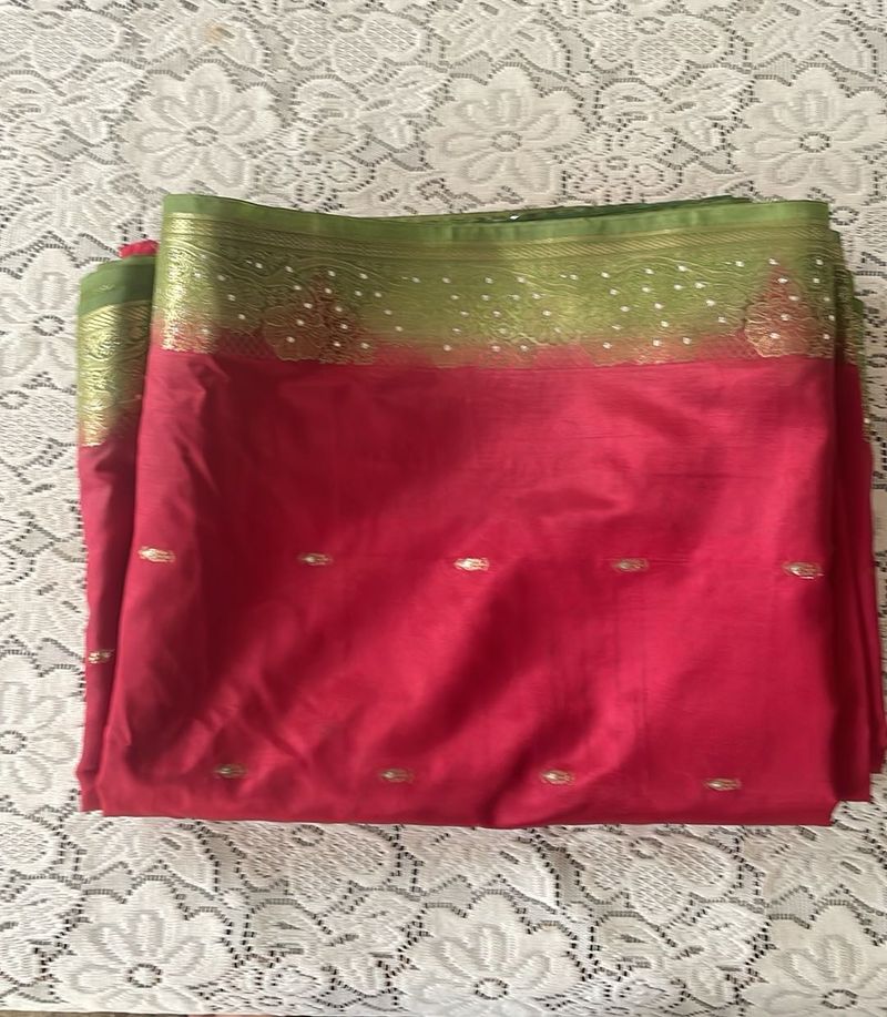Red And Green 5 M Saree