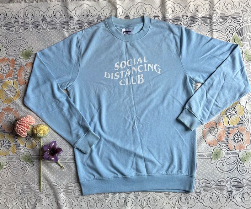 Aesthetic baggy Graphic faded blueSweatshirt
