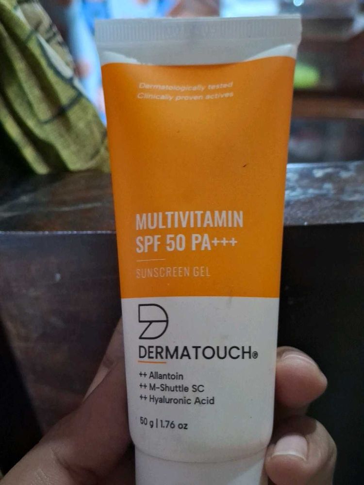 Dermatouch