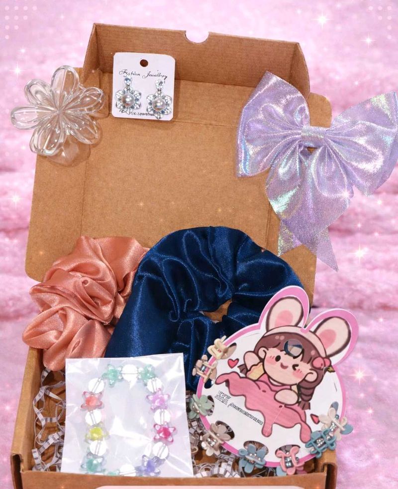 Gift Hamper For Girls