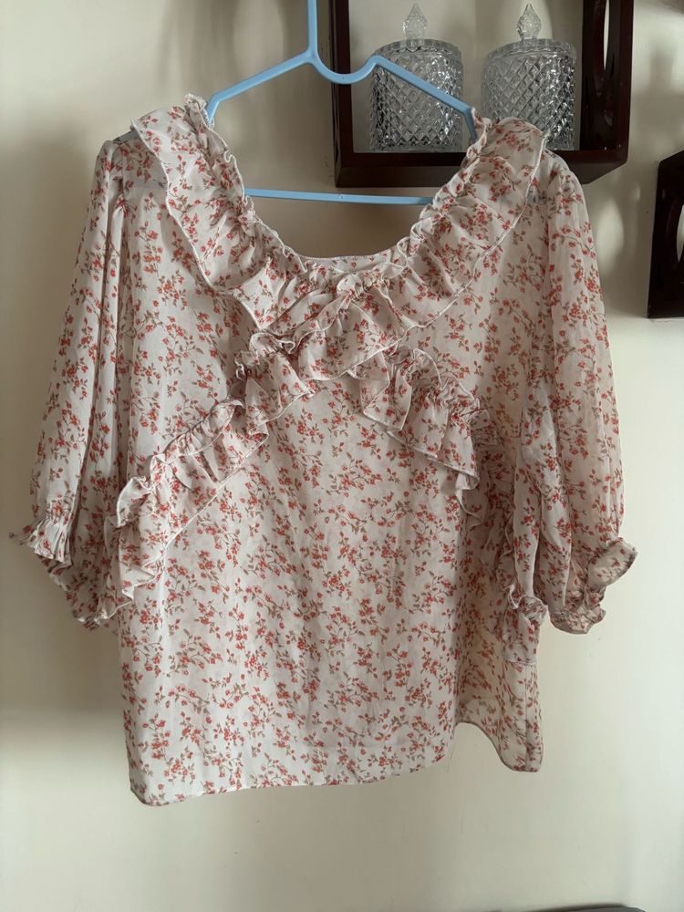 Floral Ruffle Blouse