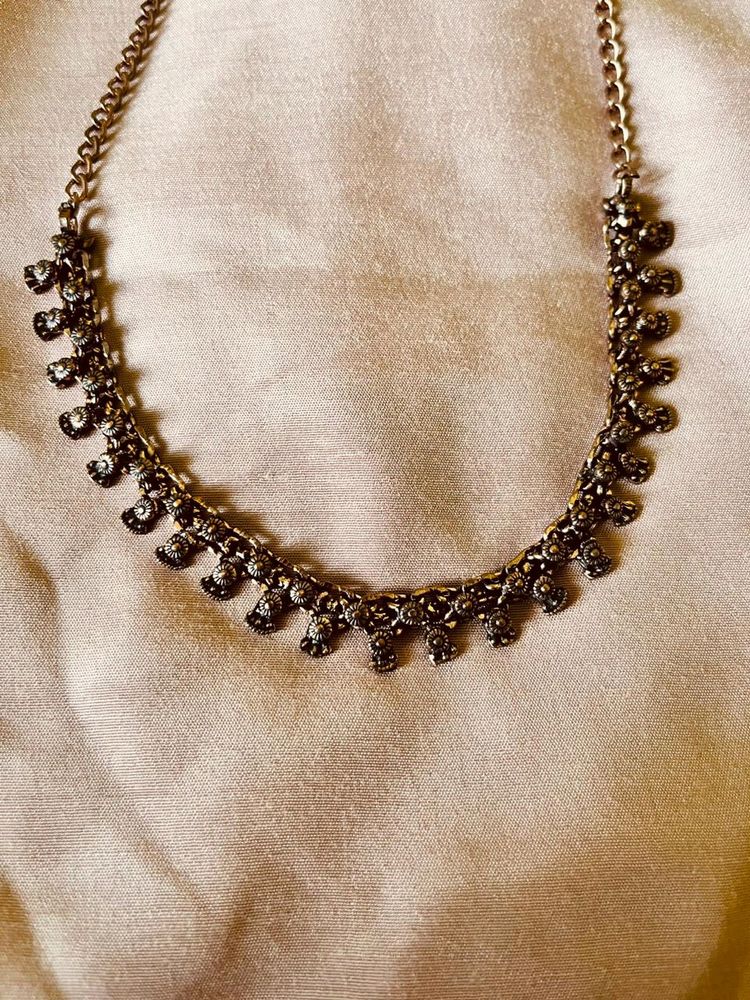 Bronze coloured Necklace