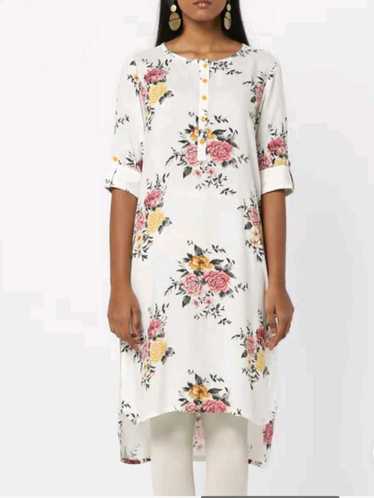 Ajio fusion Women White Assymetric Kurta