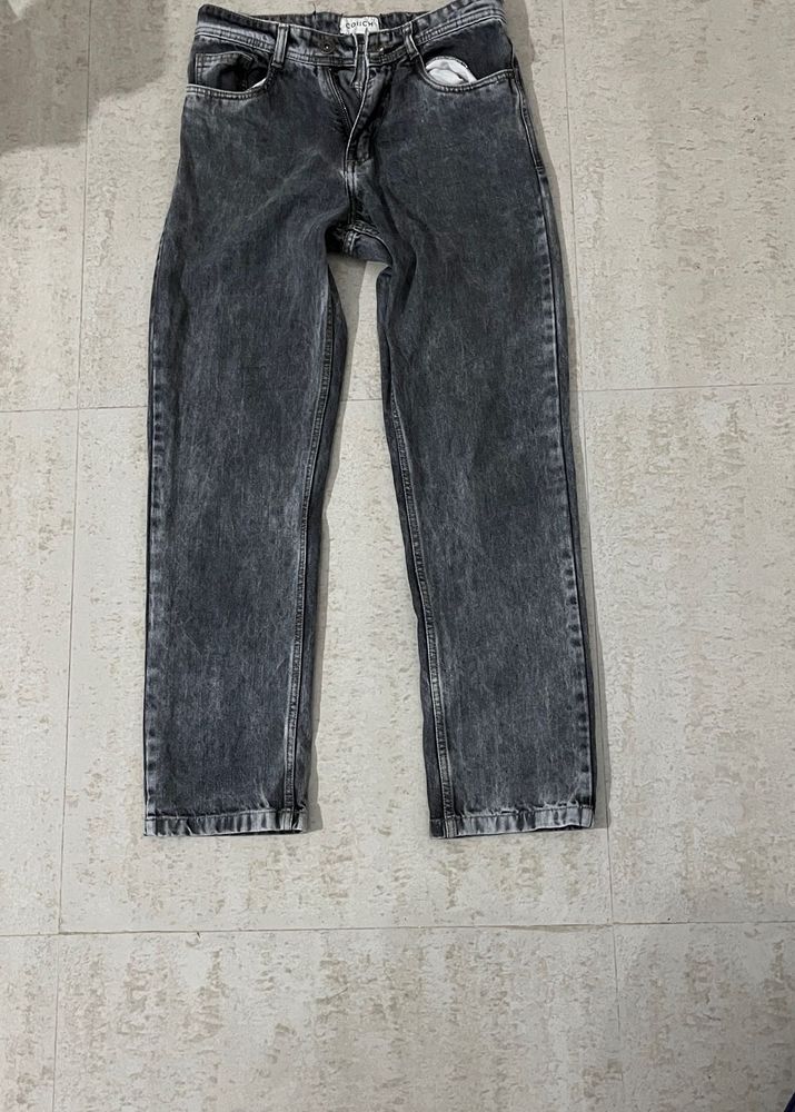 Stone Washed Straight Fit Thrifted Jeans