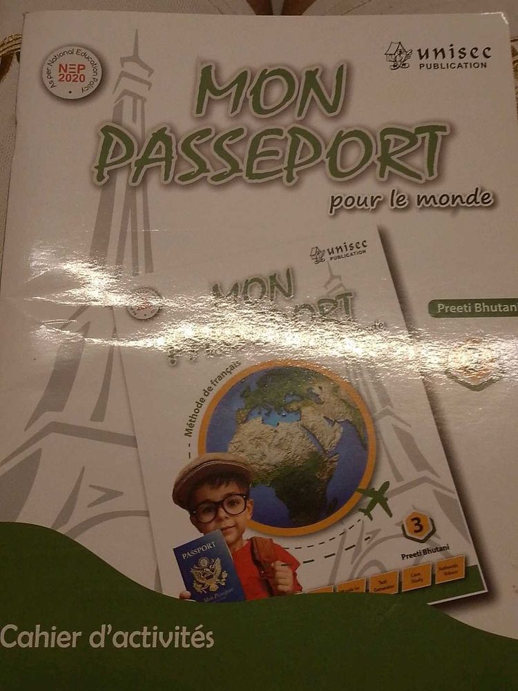 Mon Passeport Textbook