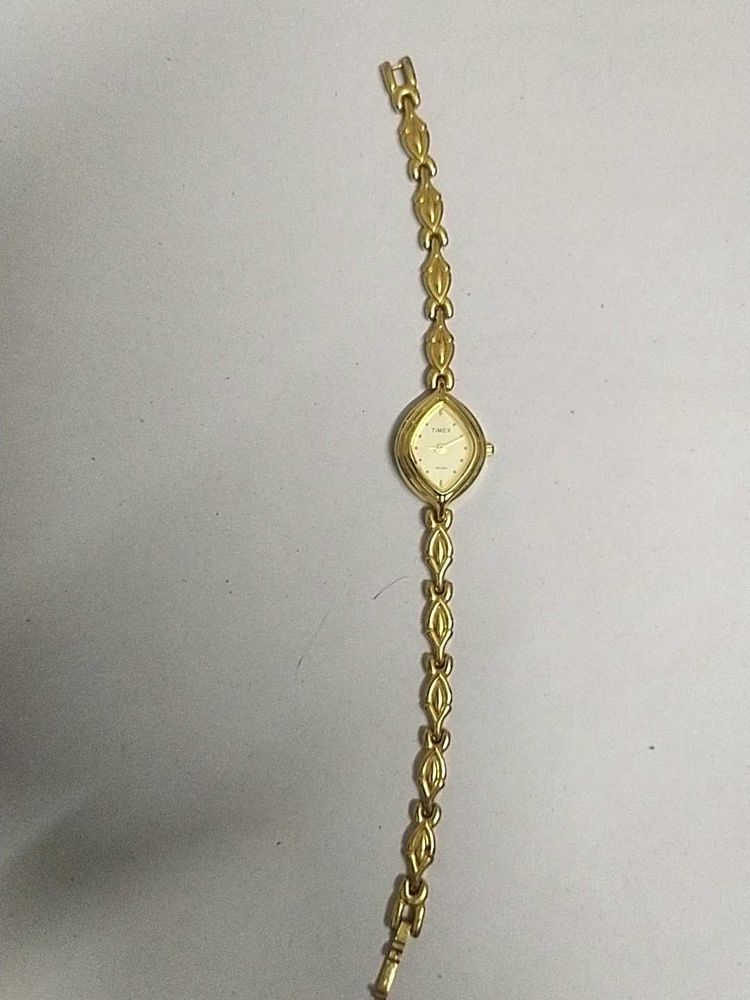 My Watch Is Like Unused . Only 2-3 Times Used .