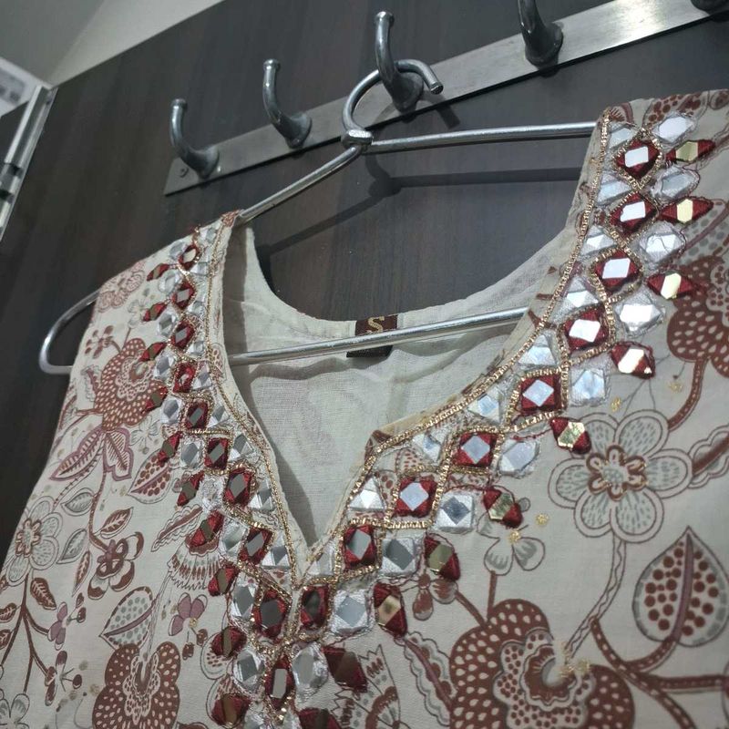 Floral Print Embellished Top