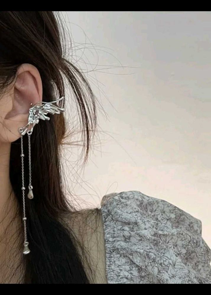 Goth earcuff