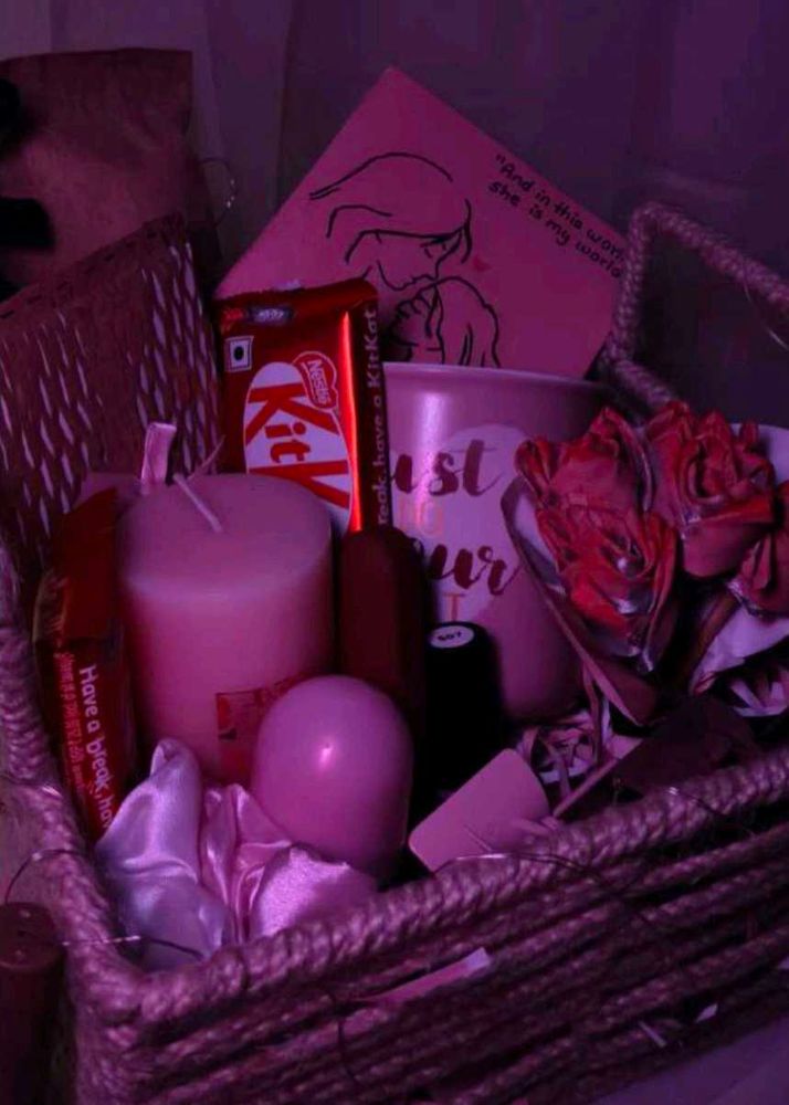 Aesthetic Theme Hampers