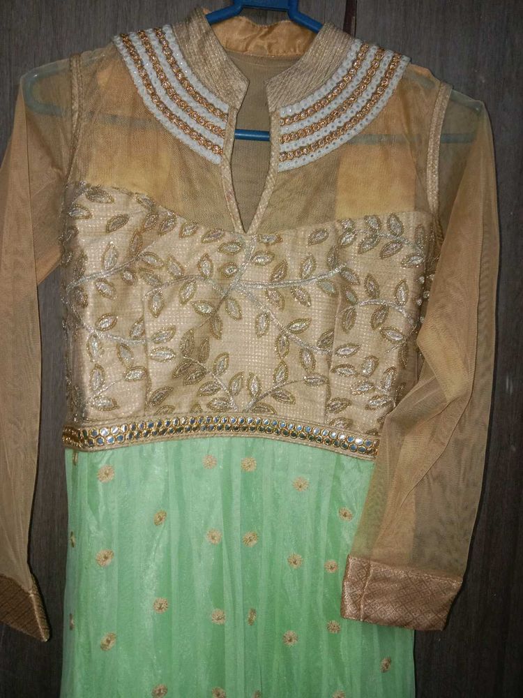 I&#39;m Selling Anarkali Suit
